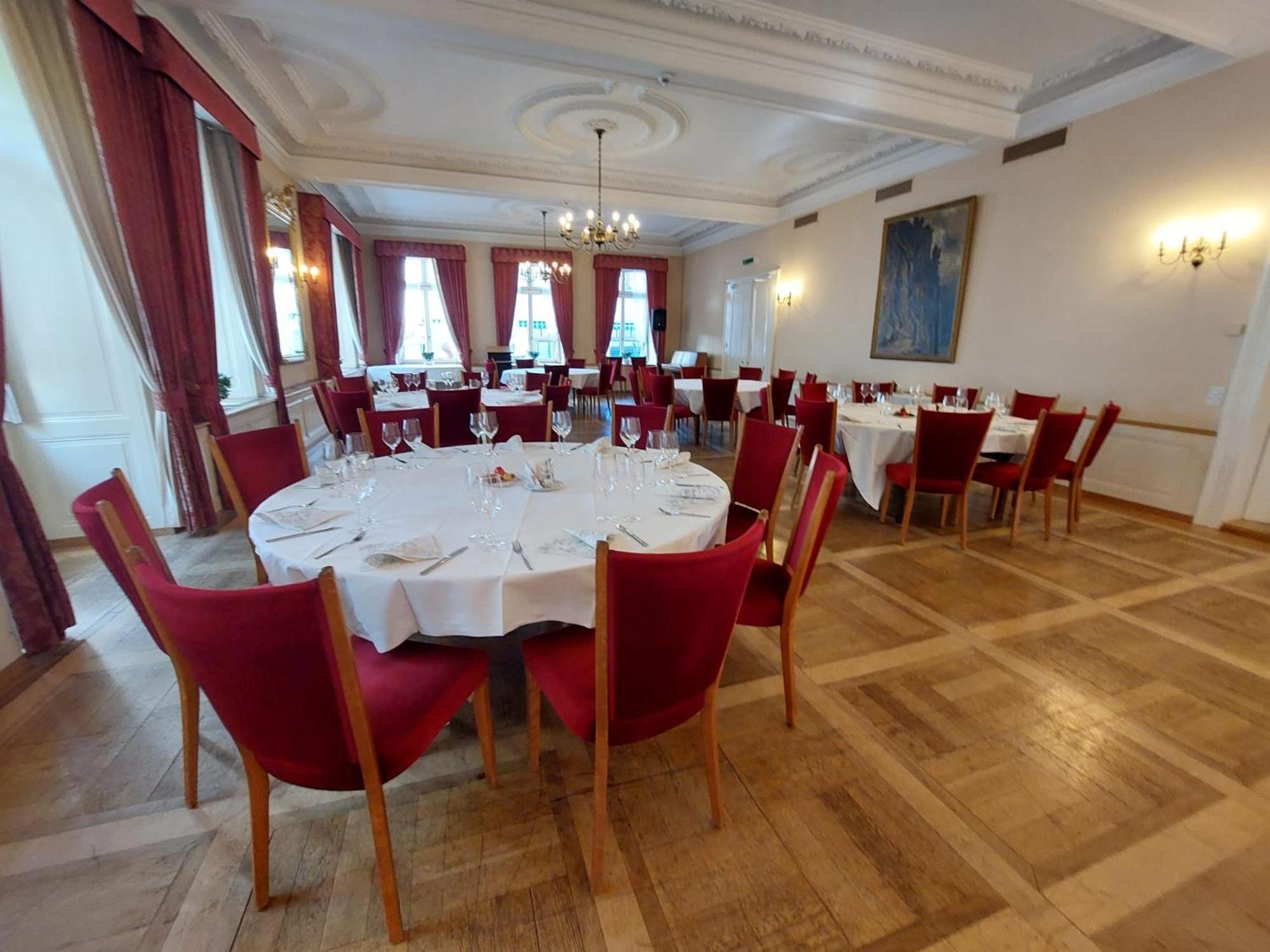 Hotel Post Glarnerhof غلروس المظهر الخارجي الصورة
